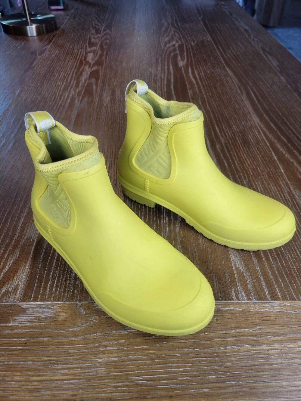 UGG Chevonne Margarita Yellow Waterproof Chelsea Rain Boots Women's Size 8 - Picture 3 of 13